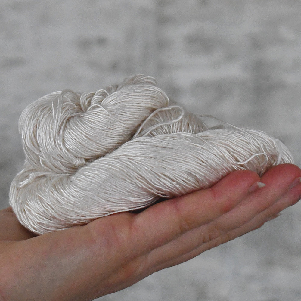 Type 49114 - Pure Silk Singles 4ply