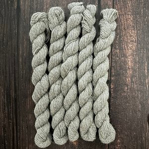 Type 49196M - Natural Grey Llama 4ply Mini - 5 x 20grm Mini